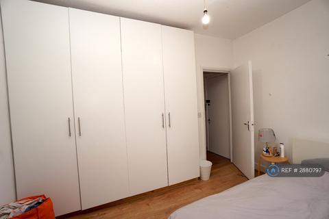 1 bedroom flat to rent, Wray Crescent, London, N4