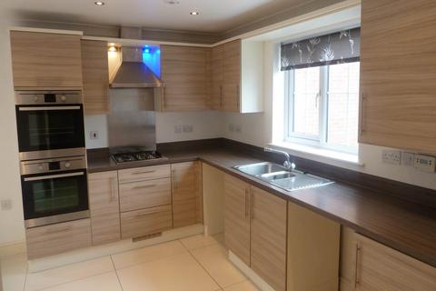 4 bedroom detached house to rent, Meysydd y Coleg, Carmarthen,