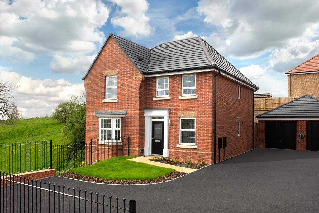 4 bedroom detached house for sale