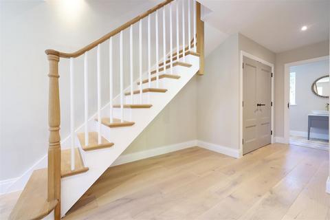 undefined, PADDOCK GROVE, EFFINGHAM, KT24