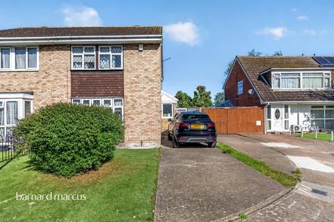 4 bedroom end of terrace house for sale, Hoylake Gardens, Mitcham