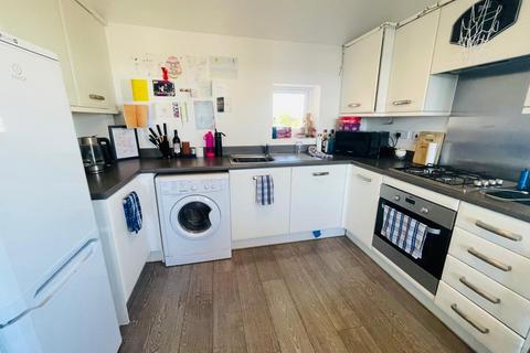 2 bedroom apartment to rent, Signalman Court, Rugby, CV21