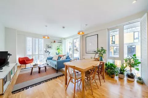 2 bedroom apartment for sale - View 3