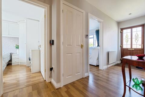 2 bedroom bungalow for sale, Featherby Drive, Glen Parva, Leicester, Leicestershire, LE2