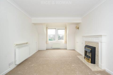 1 bedroom retirement property for sale, Queens Road, London SW19