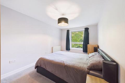 1 bedroom flat for sale, Coombe Way, Farnborough, Hampshire, GU14