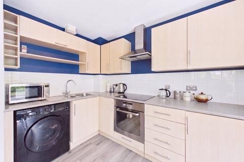 1 bedroom flat for sale, Coombe Way, Farnborough, Hampshire, GU14