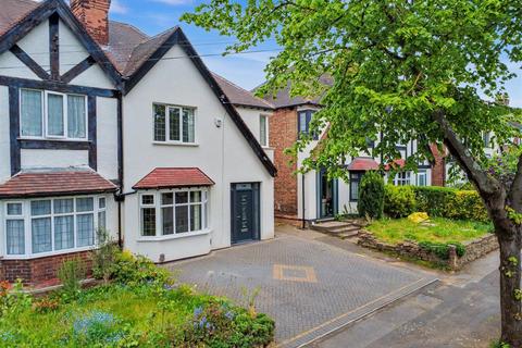 3 bedroom semi-detached house for sale, Perry Road, Nottingham