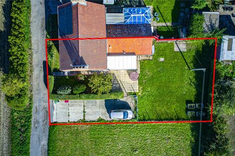 3 bedroom semi-detached house for sale, Rose Villas, Owston Ferry, Isle Of Axholme, North Lincolnshire, DN9