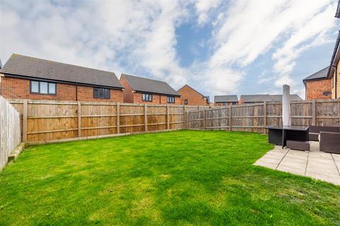 undefined, Collier Gardens, Havannah Park, NE13