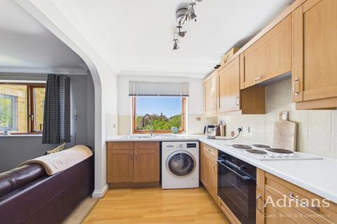 1 bedroom flat for sale, Oasis Court, Chelmsford CM2 6JU