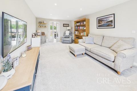 4 bedroom detached house for sale, Corbett Chase, Gedling, Nottingham
