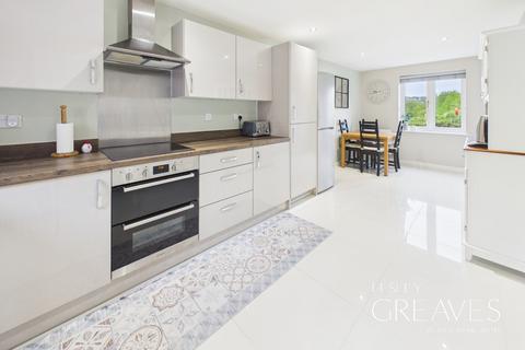 4 bedroom detached house for sale, Corbett Chase, Gedling, Nottingham