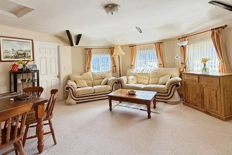 2 bedroom retirement property for sale, Eden Vale Road, Westbury