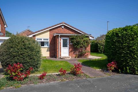 Detached bungalow - Fir Tree Avenue, Chester CH4