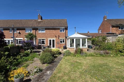 3 bedroom end of terrace house for sale, Beaumont Crescent, Brackley