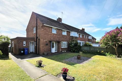 3 bedroom end of terrace house for sale, Beaumont Crescent, Brackley