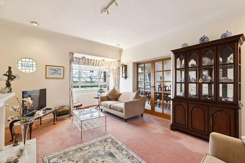 undefined, Kelvin Court, Kelvinside, Glasgow