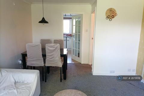 2 bedroom flat to rent, Warrand Road, Inverness, IV3