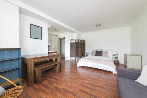 1 bedroom flat for sale, Battersea Church Road, London, SW11
