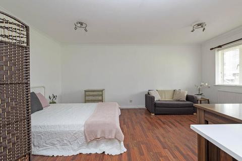 1 bedroom flat for sale, Battersea Church Road, London, SW11