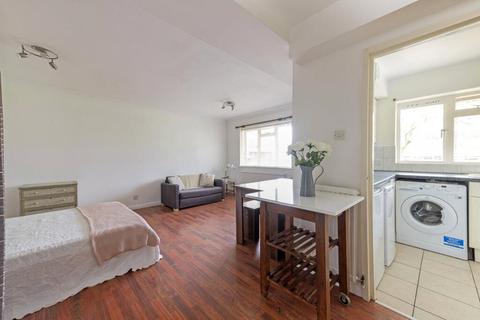 1 bedroom flat for sale, Battersea Church Road, London, SW11
