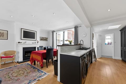4 bedroom terraced house for sale, Clarence Road, Southsea