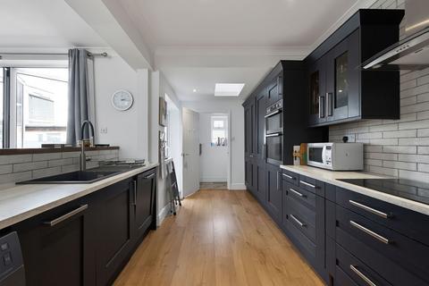 4 bedroom terraced house for sale, Clarence Road, Southsea