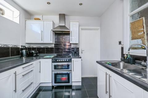 5 bedroom semi-detached house for sale, Bagnall Road, Nottingham, NG6