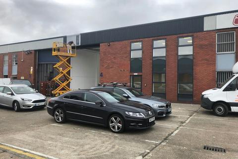 Warehouse to rent, 125 Brantwood Rd London N17 0DX