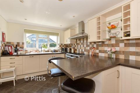 3 bedroom detached bungalow for sale, Yaverland Close, Sandown PO36