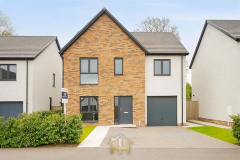 4 bedroom detached house for sale, Newhill Way, Blairgowrie PH10