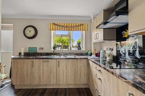 4 bedroom detached house for sale, Churchfield Way, Wisbech St Mary, Wisbech, Cambridgeshire, PE13 4SY