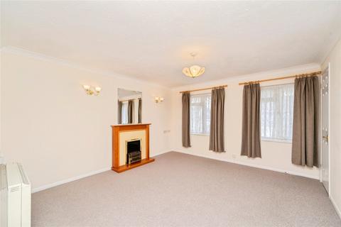 1 bedroom apartment for sale, Magnolia Court, Uxbridge UB10