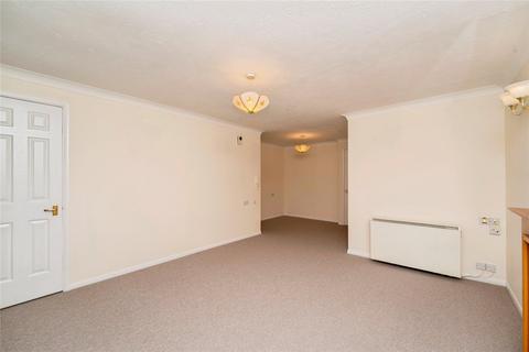 1 bedroom apartment for sale, Magnolia Court, Uxbridge UB10