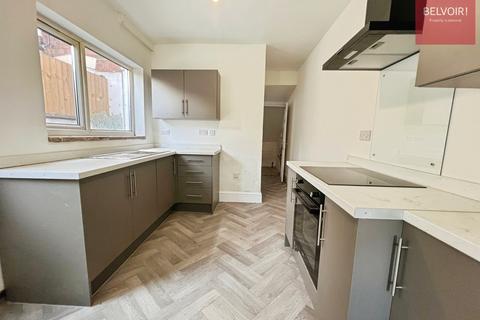 3 bedroom terraced house to rent, Cromwell Road, Grimsby, DN31