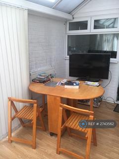 1 bedroom in a house share to rent, The Coppice, West Drayton, UB7