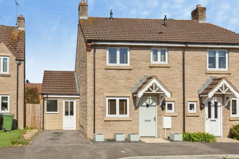 3 bedroom semi-detached house for sale, Royal Field Close, Chippenham, SN14