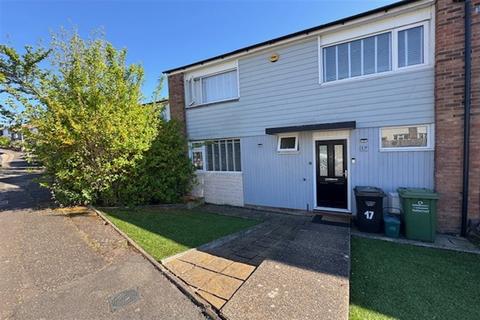 3 bedroom terraced house to rent, The Dell, Wickford