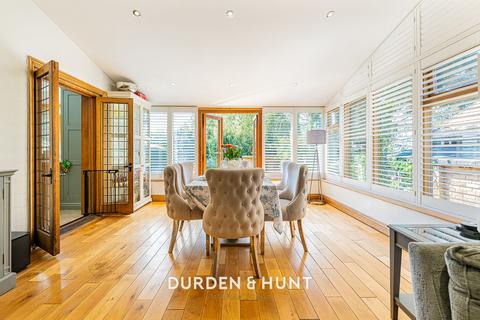 4 bedroom detached house for sale, Oak Hill Road, Stapleford Abbotts, RM4