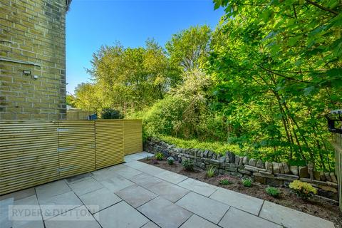 3 bedroom detached house for sale, Almondbury Bank, Huddersfield, West Yorkshire, HD5