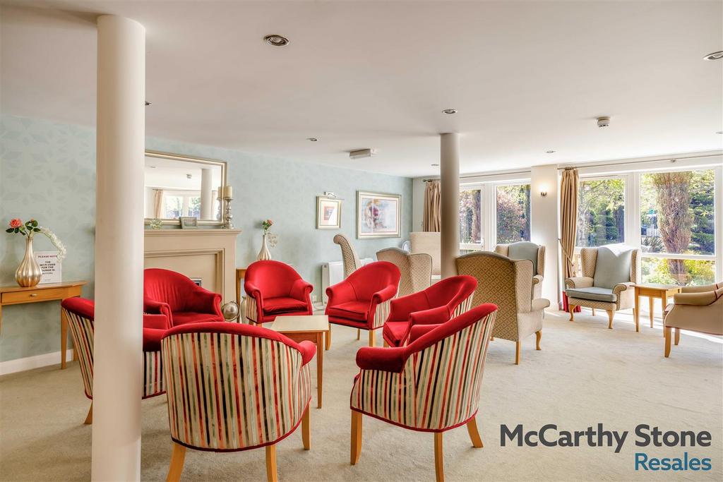 8688482-interior13.jpg