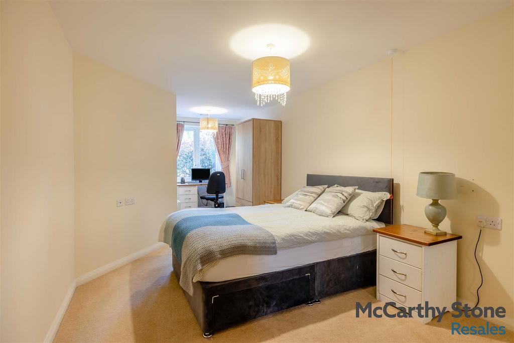 8688482-interior11.jpg