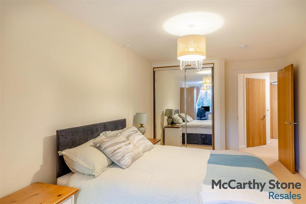 8688482-interior12.jpg