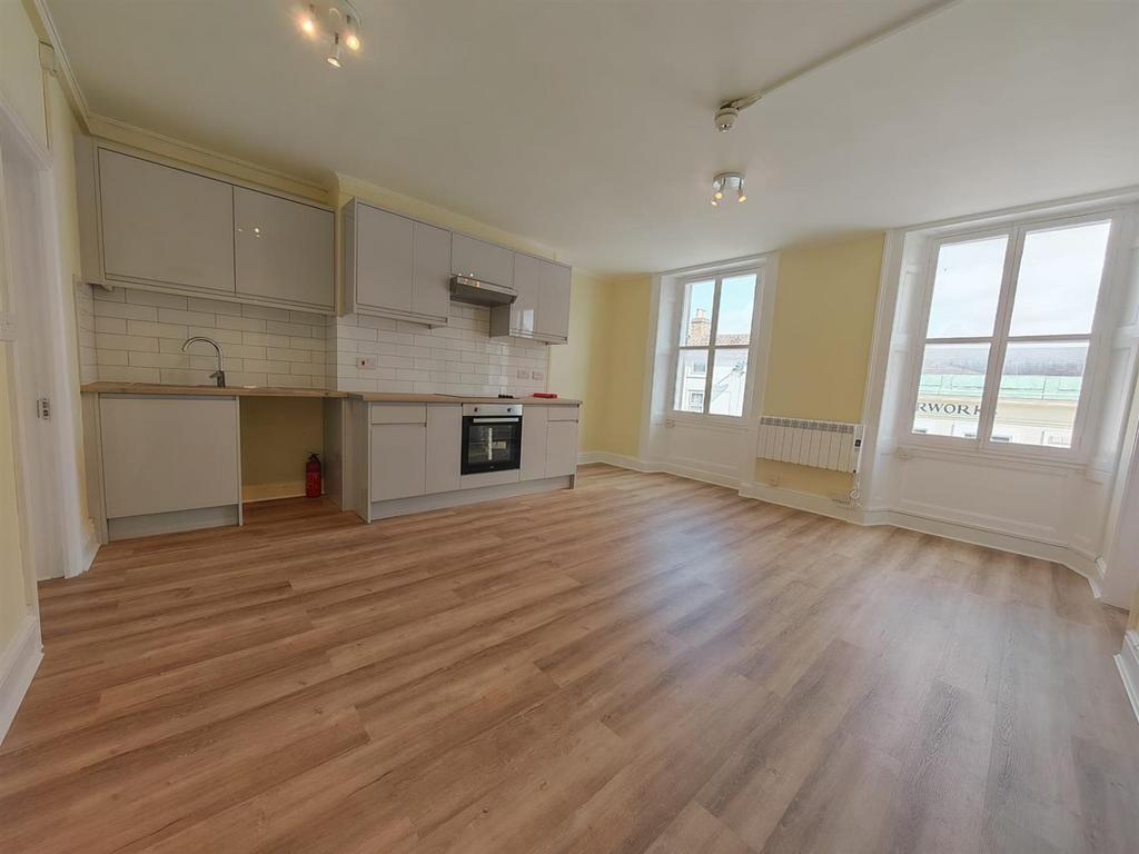 Apartment in Evesham - View 2
