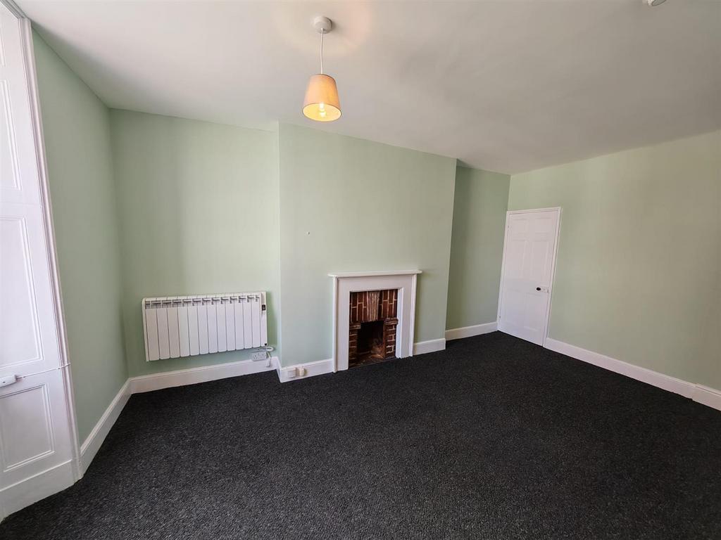 Apartment in Evesham - View 5