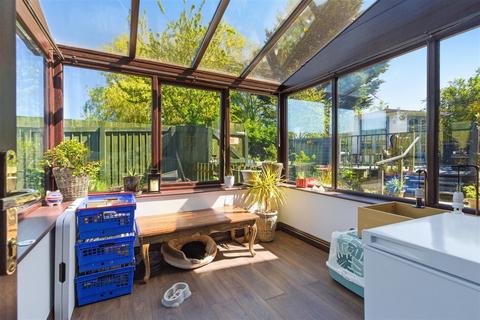 3 bedroom end of terrace house for sale, Rettary Cottages, Patrington, Hull
