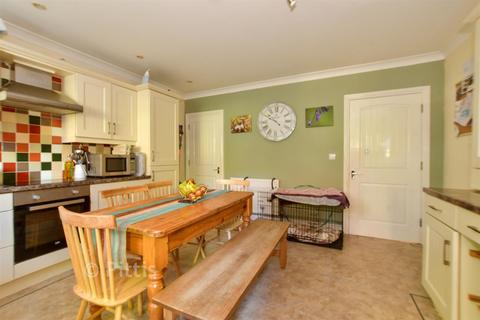 4 bedroom townhouse for sale, Westcombe Park, Shanklin PO37
