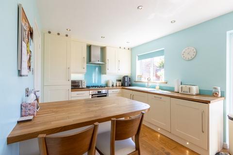 3 bedroom semi-detached house for sale, Springvale Close, Sharlston Common, WF4