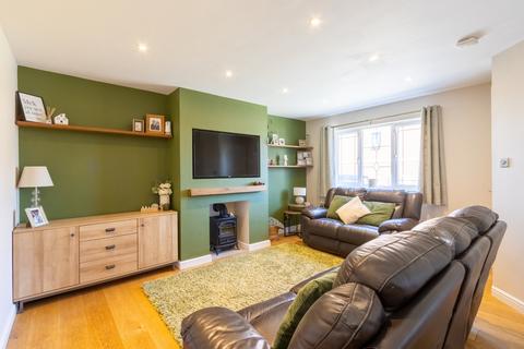 3 bedroom semi-detached house for sale, Springvale Close, Sharlston Common, WF4